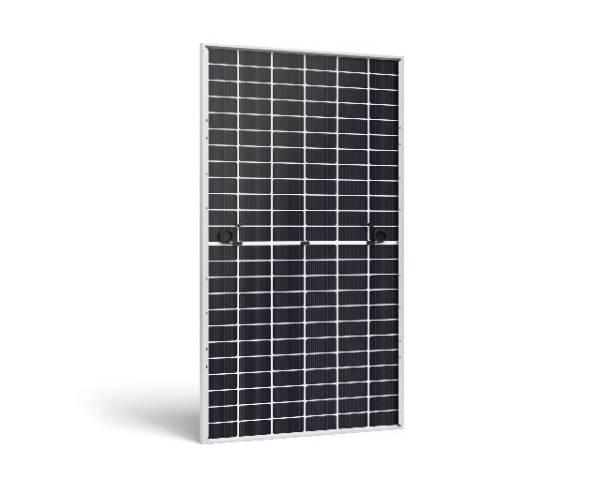 JA Solar 590W Solar Panel